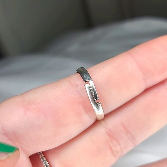 💲6️⃣ Bundled ✔️Oval White Stone Adjustable Ring Alloy Costume Jewelry size 8 - Picture 5 of 7